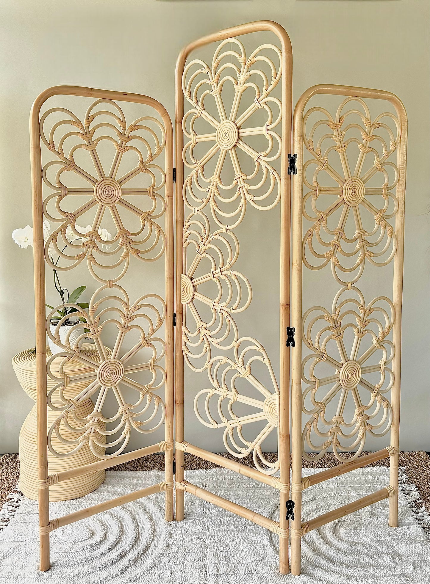 Rattan Flower Divider