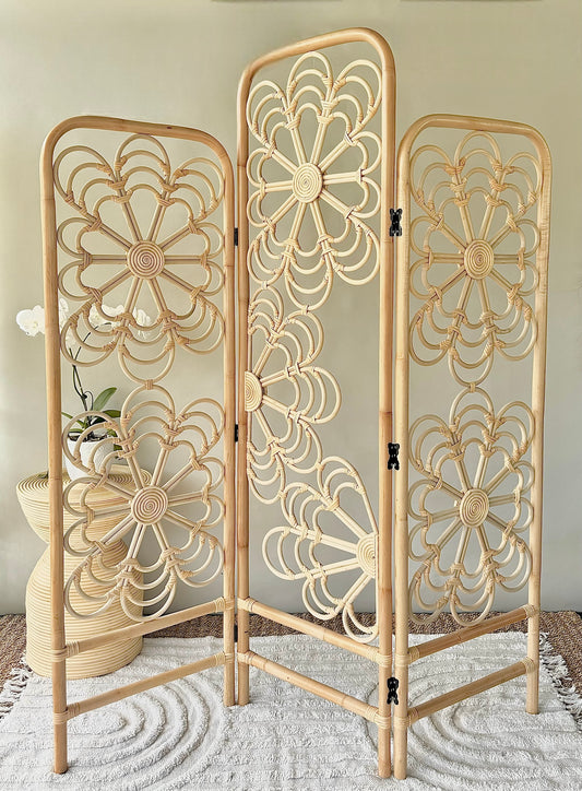 Rattan Flower Divider